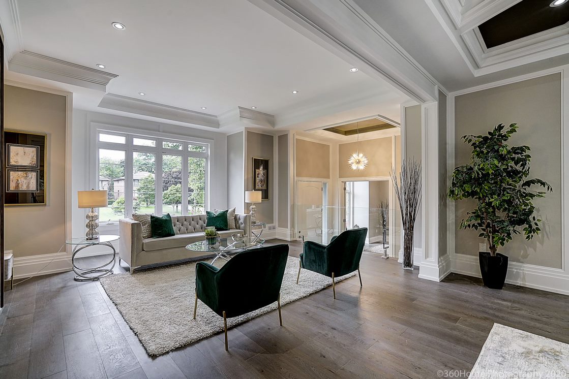 1427 Rougemount Dr Pickering